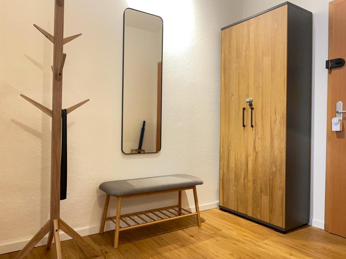 *City, Naehe Hbf, Kingsizebetten, Fitnessecke* Duisbourg Extérieur photo