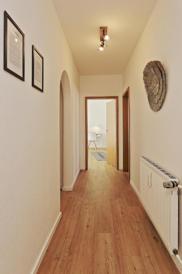 *City, Naehe Hbf, Kingsizebetten, Fitnessecke* Duisbourg Extérieur photo