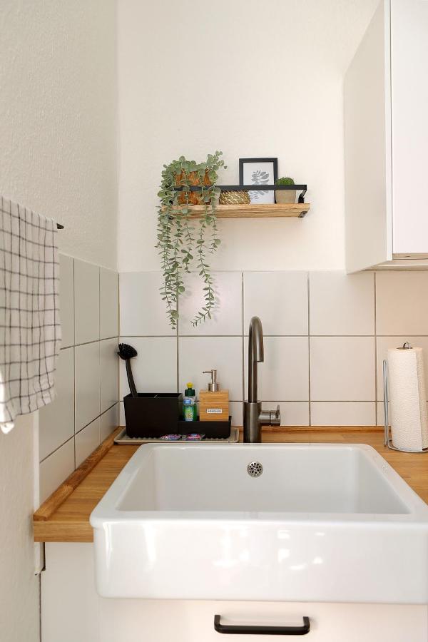 *City, Naehe Hbf, Kingsizebetten, Fitnessecke* Duisbourg Extérieur photo